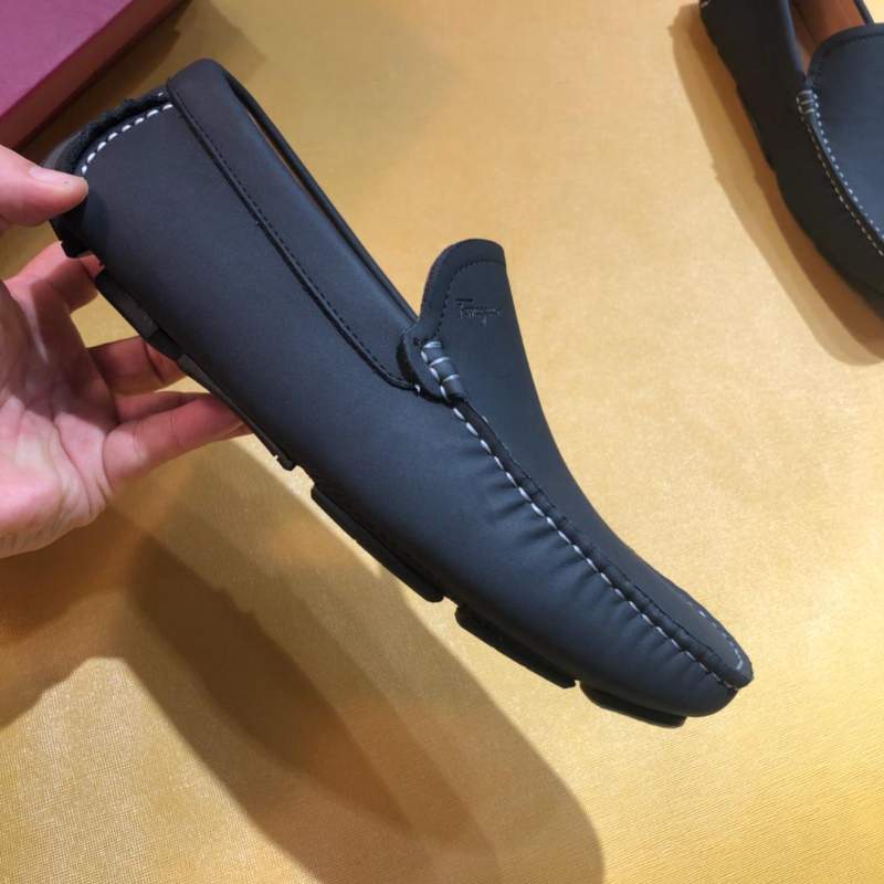 Giày lười Salvatore Ferragamo siêu cấp họa tiết viền chỉ trắng