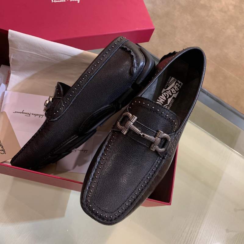 Giày lười Salvatore Ferragamo siêu cấp họa tiết viền đính hạt