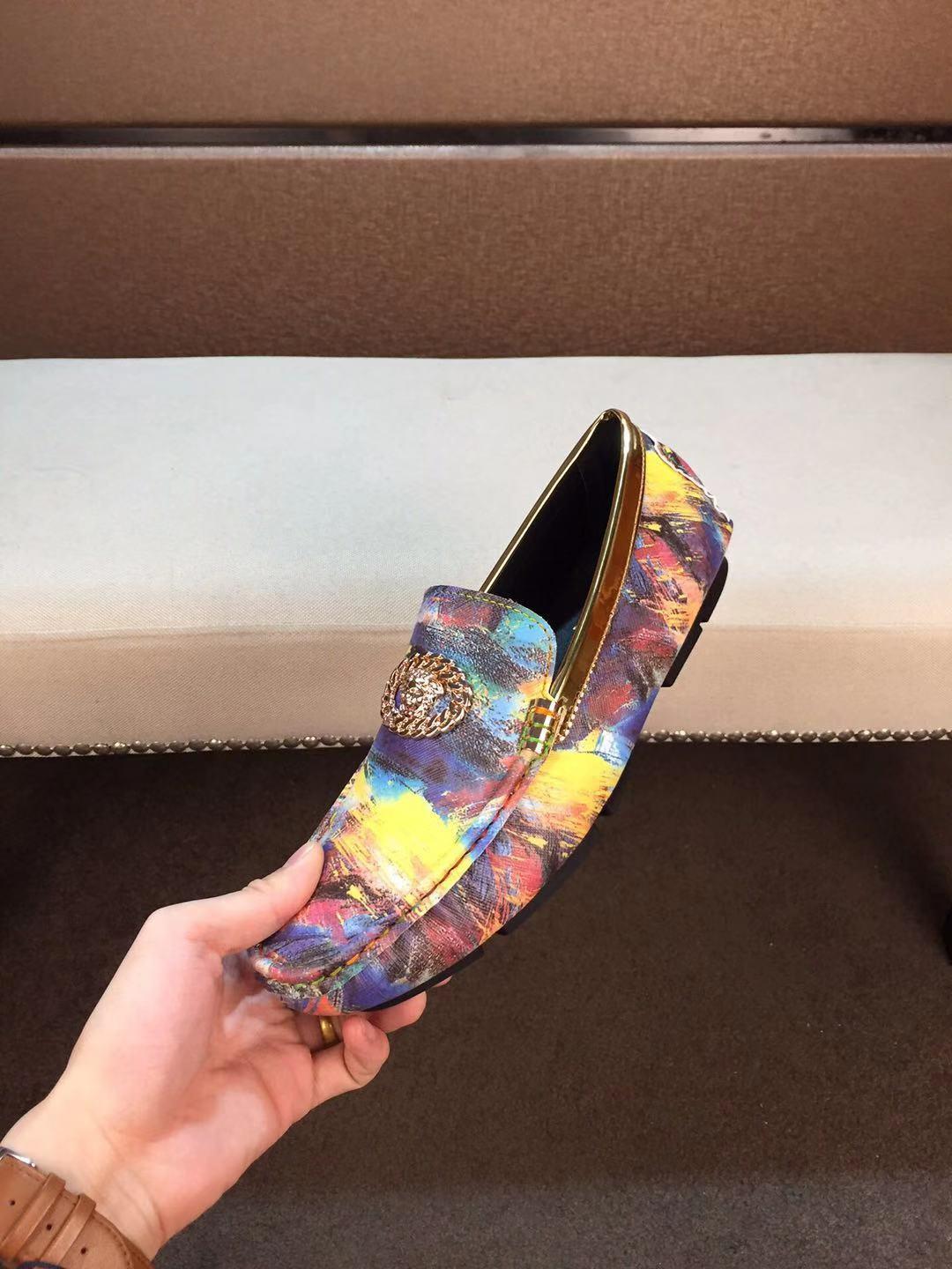 Giày lười Versace siêu cấp họa tiết logo màu xanh vàng