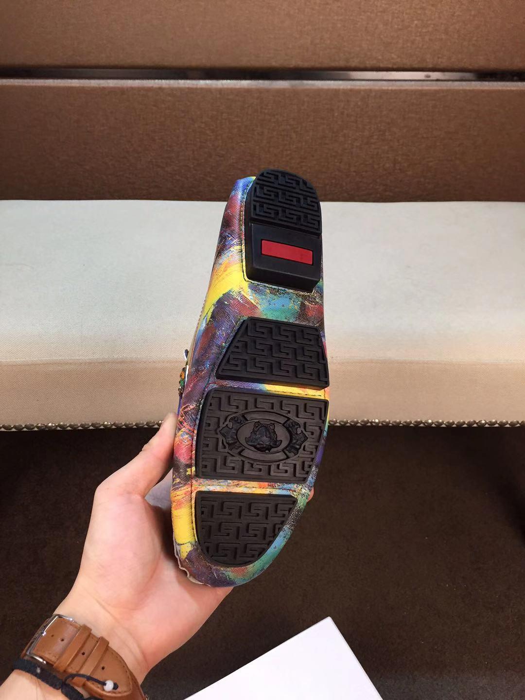 Giày lười Versace siêu cấp họa tiết logo màu xanh vàng