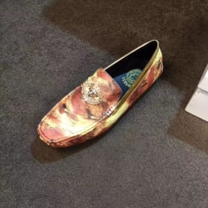 Giày lười Versace siêu cấp mặt khóa logo màu lửa