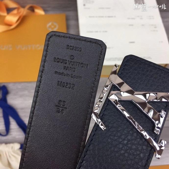 Thắt lưng Louis Vuitton họa tiết đá thạch anh mặt trắng TLLV68