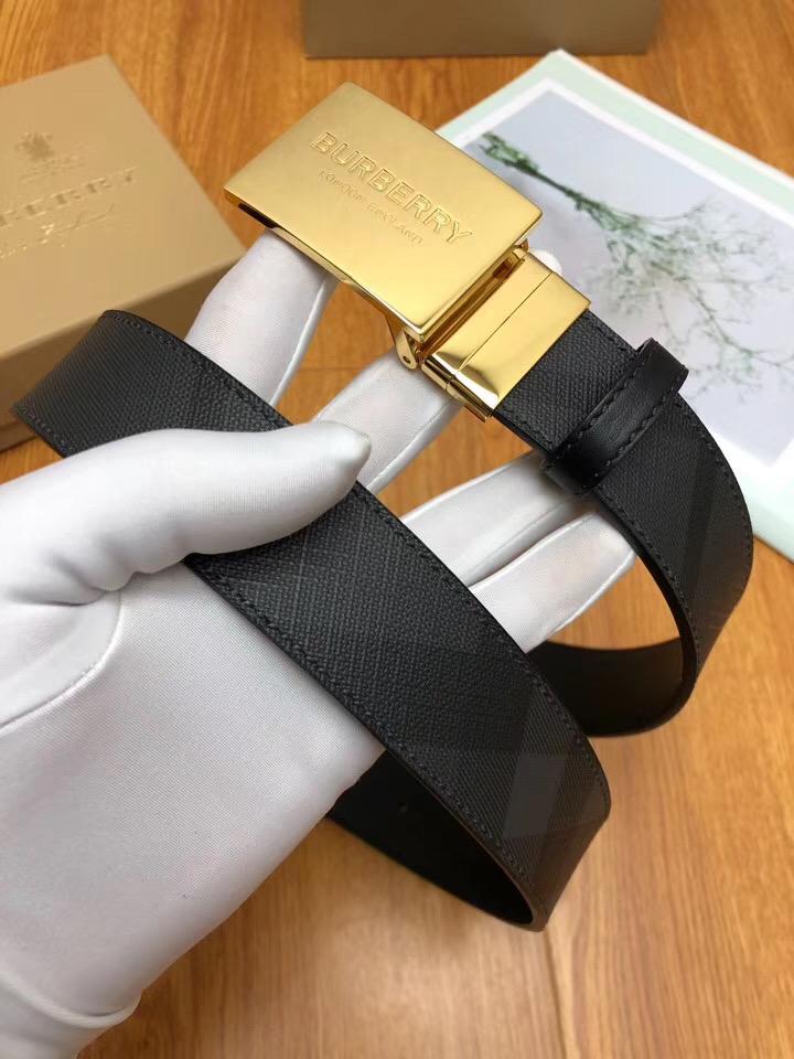 Thắt lưng nam Burberry siêu cấp dây kẻ đen mặt khóa vuông