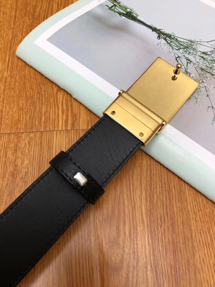 Thắt lưng nam Burberry siêu cấp dây kẻ đen mặt khóa vuông