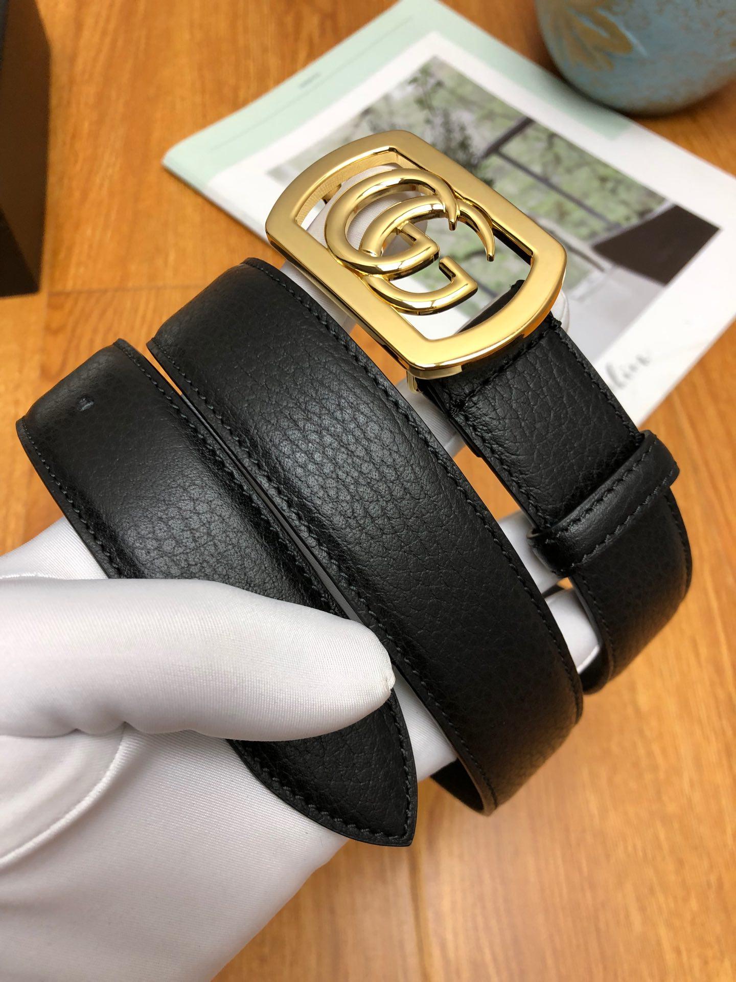 Thắt lưng nam Gucci siêu cấp mặt vuông họa tiết logo vàng