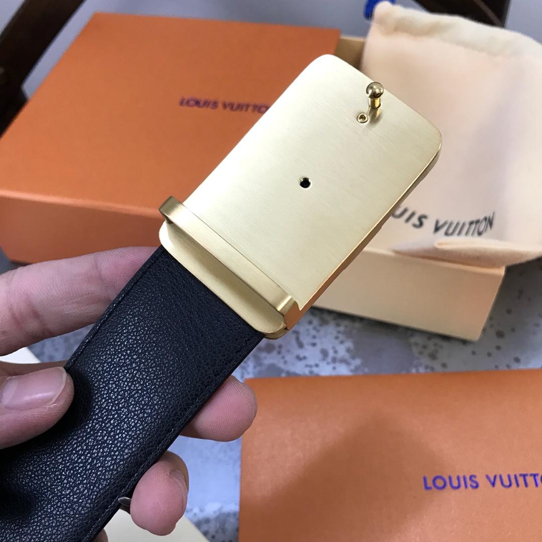 Thắt lưng nam Louis Vuitton siêu cấp dây đen trơn mặt khóa kẻ chéo