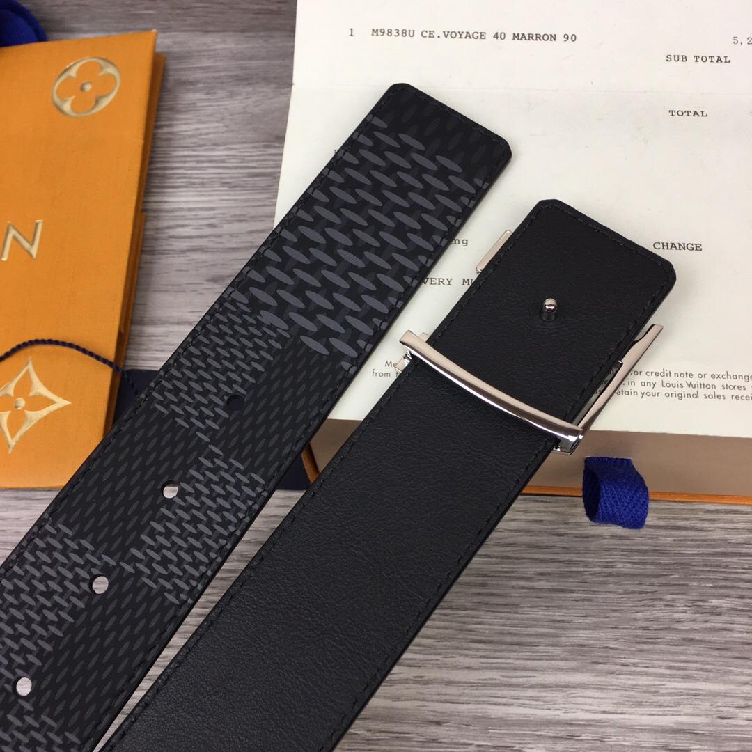 Thắt lưng nam Louis Vuitton like au hoạ tiết caro mới khoá logo bóng TLLV47