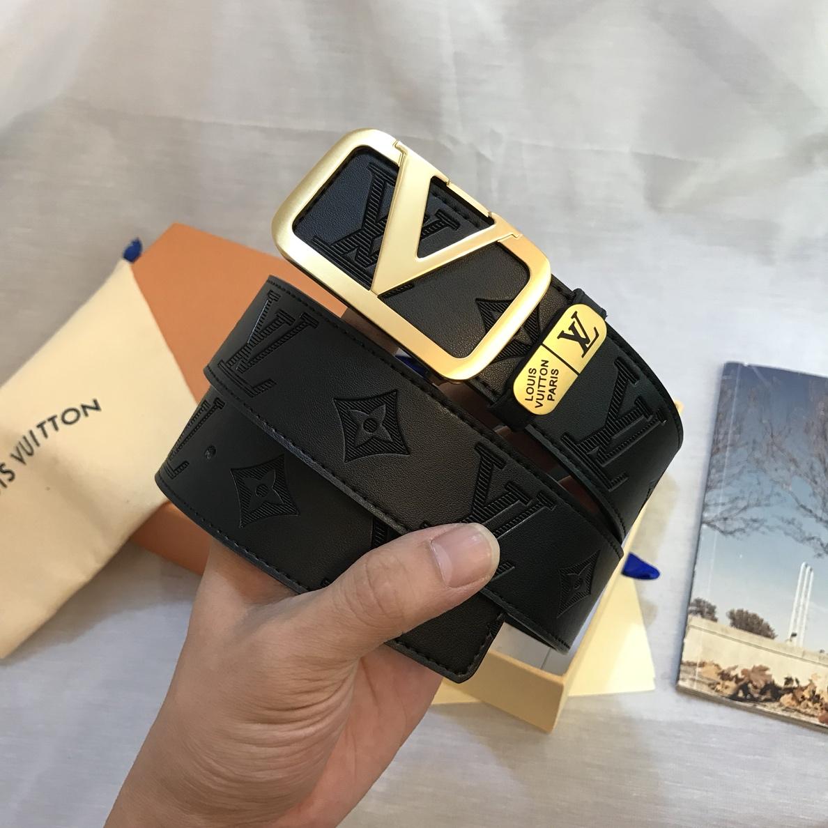 Thắt lưng nam Louis Vuitton siêu cấp mặt khóa chữ V