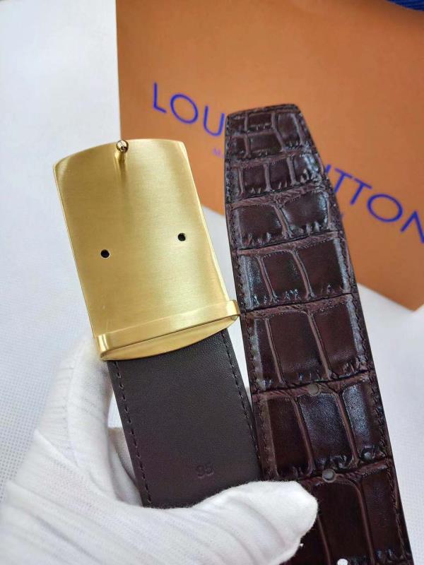 Thắt lưng nam Louis Vuitton siêu cấp mặt khóa logo Gold