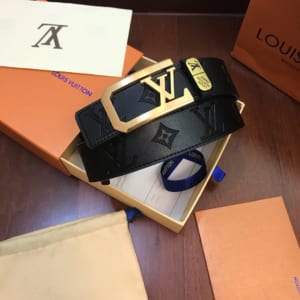 Thắt lưng nam Louis Vuitton siêu cấp mặt khóa vuông dây màu đen hoa
