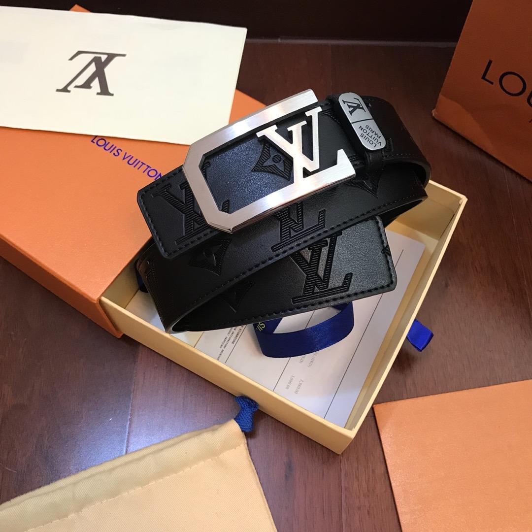 Thắt lưng nam Louis Vuitton siêu cấp mặt khóa vuông dây màu đen hoa