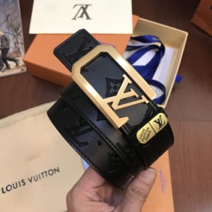 Thắt lưng nam Louis Vuitton siêu cấp mặt khóa vuông dây màu đen hoa