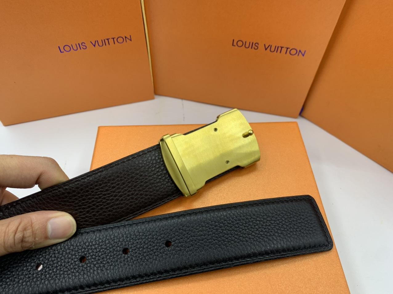 Thắt lưng nam Louis Vuitton siêu cấp mặt khoá vuông khắc chữ TLLV41