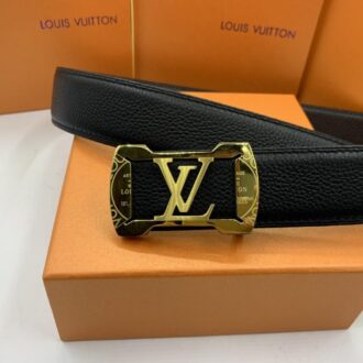 Thắt lưng nam Louis Vuitton siêu cấp mặt khoá vuông khắc chữ TLLV41