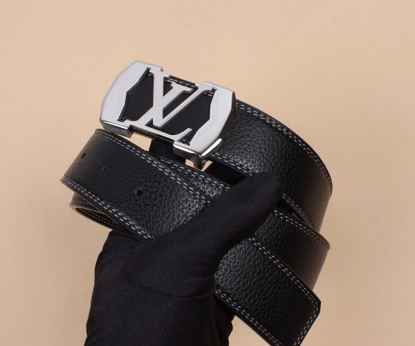 Thắt lưng nam Louis Vuitton siêu cấp mặt vuông dây đen