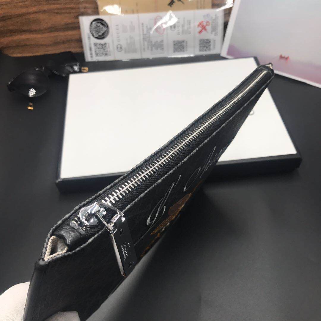 Ví nam Gucci siêu cấp cầm tay vàng họa tiết ong 