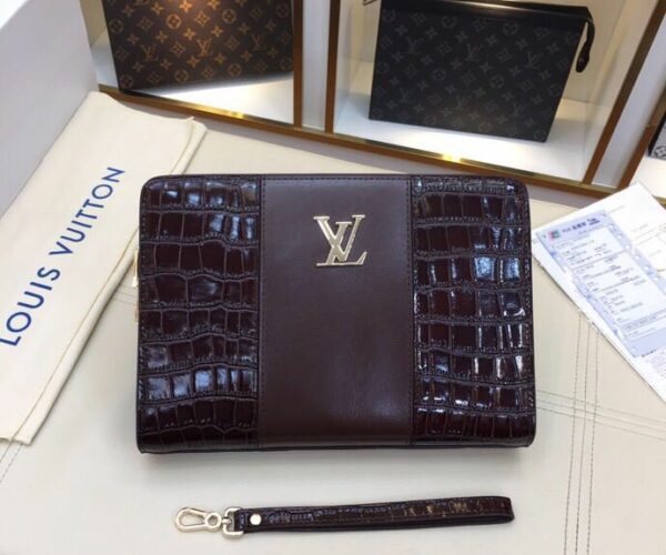 Ví nam Louis Vuitton siêu cấp cầm tay họa tiết da vân cá sấu màu nâu VNLV22