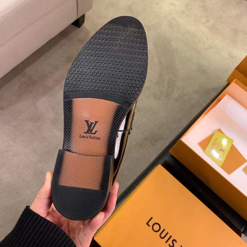Giày lười Louis Vuitton siêu cấp da đen bóng