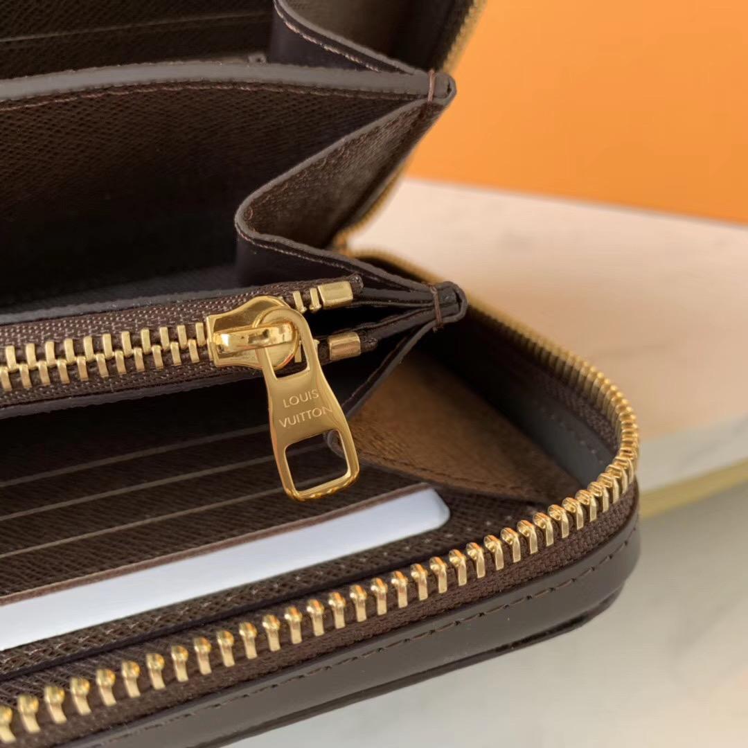 Ví nam Louis Vuitton siêu cấp cầm tay caro nâu