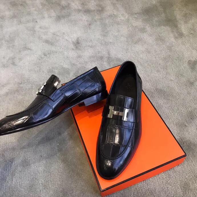 Giày lười Hermes siêu cấp mặt khóa logo da dập vân màu đen