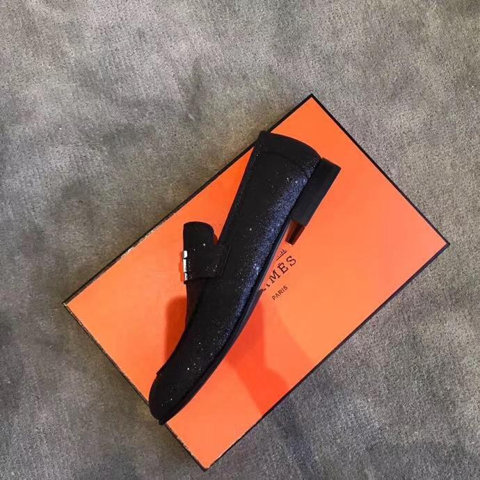 Giày lười Hermes siêu cấp mặt khóa logo thanh màu đen bóng