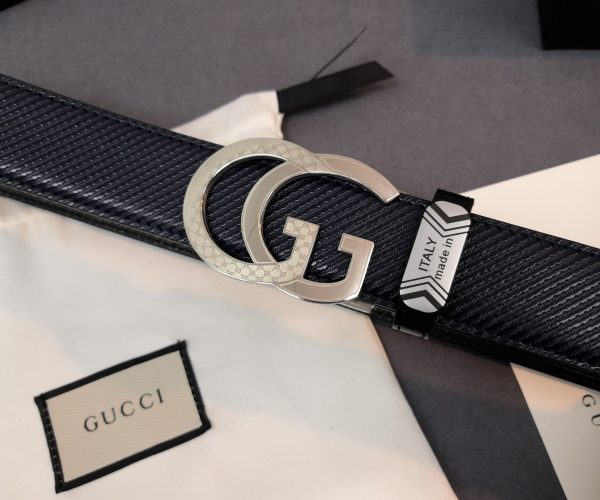 Thắt lưng nam Gucci khóa chữ g kép màu trắng TLGC70