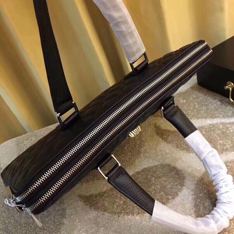 Túi xách nam Versace siêu cấp họa tiết da dập nổi màu đen TXVS03