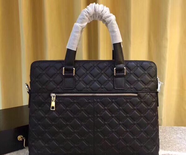 Túi xách nam Versace siêu cấp họa tiết da dập nổi màu đen TXVS03