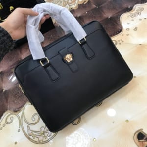 Túi xách nam Louis Vuitton siêu cấp họa tiết da nhăn mặt khóa logo vàng TXVS04