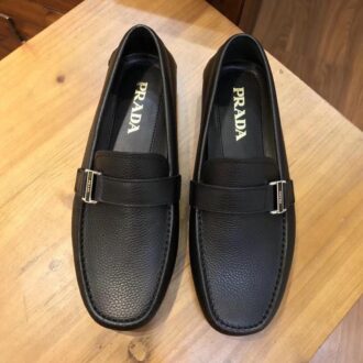 Giày lười Prada siêu cấp họa tiết da nhăn khóa lệch GLP42