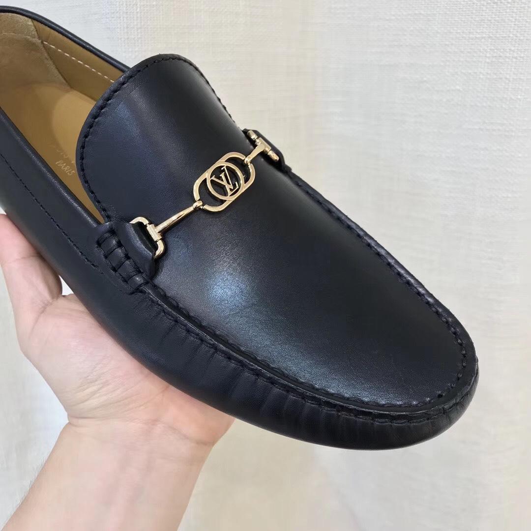 Giày lười Louis Vuitton like auth da lỳ họa tiết logo nhỏ GLLV96