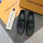 Giày lười Louis Vuitton like auth da taiga màu đen tag xanh GLLV92