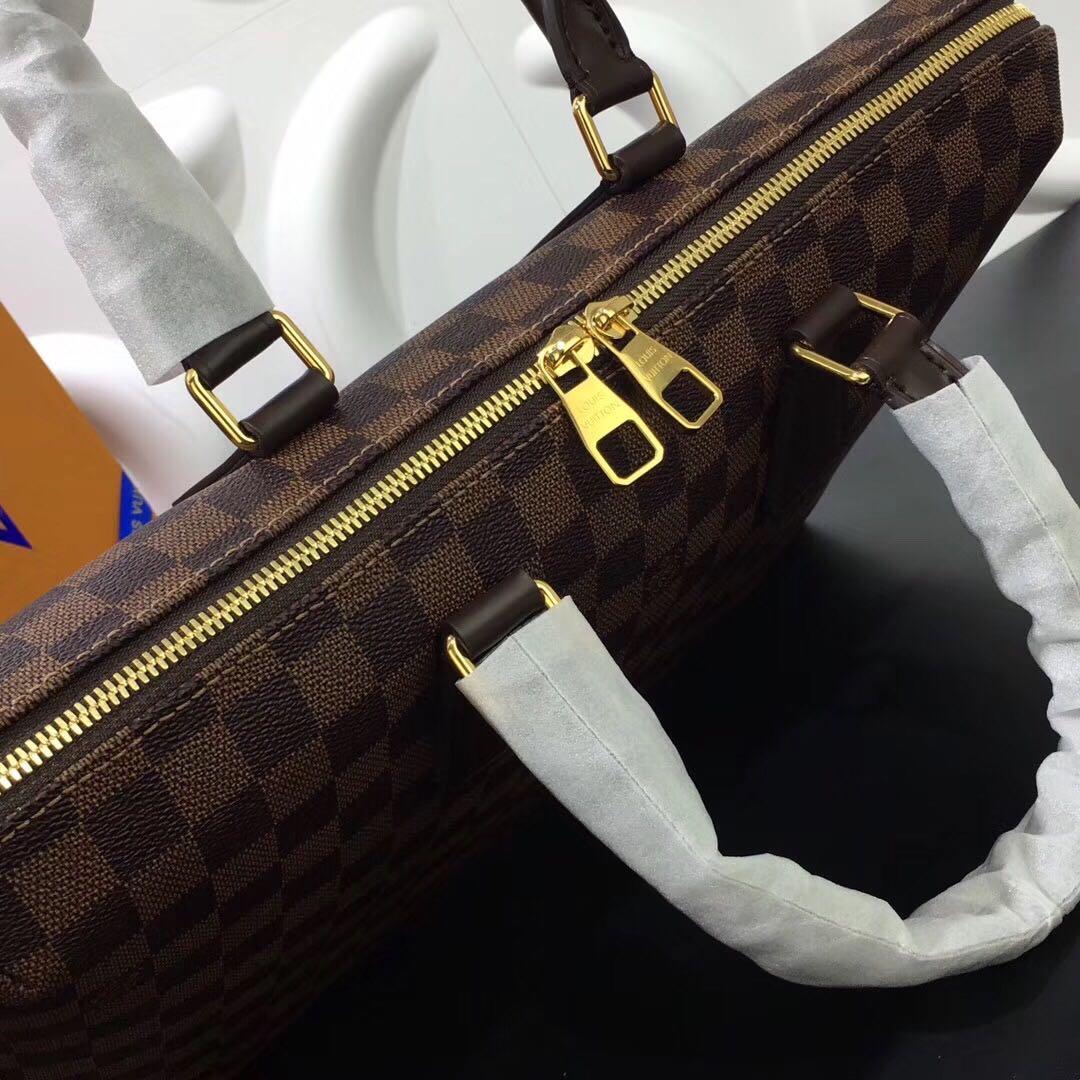 Túi xách nam Louis Vuitton họa tiết caro màu nâu TXLV19