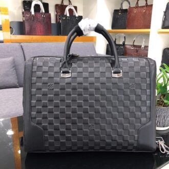Túi xách nam Louis Vuitton họa tiết dập ô vuông TXLV13