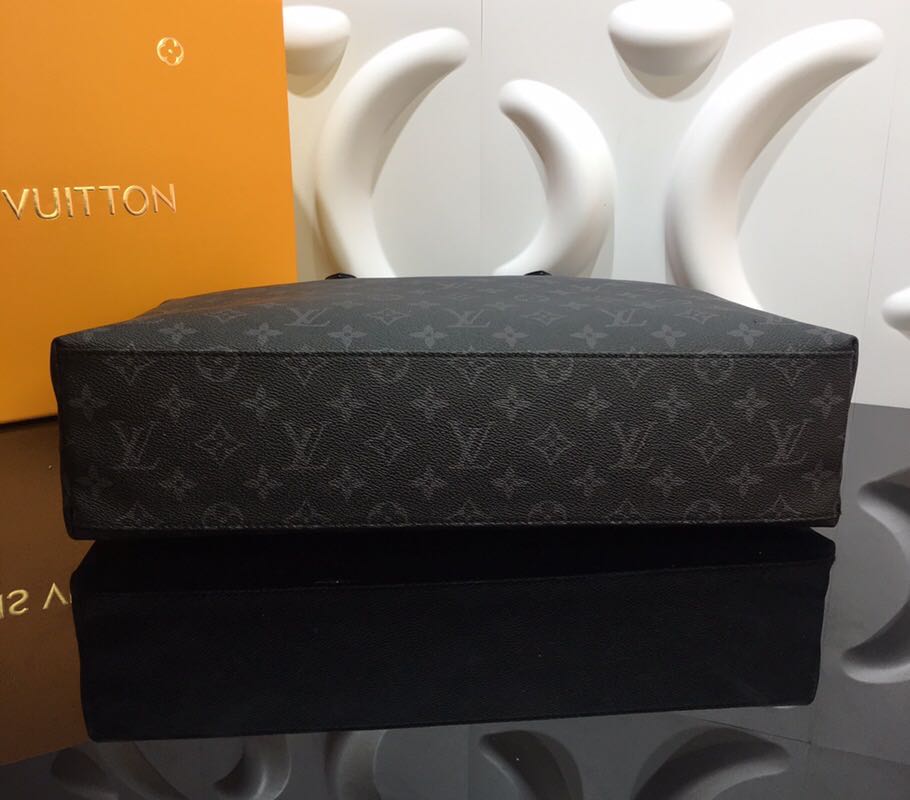 Túi xách nam Louis Vuitton họa tiết hoa đen TXLV18