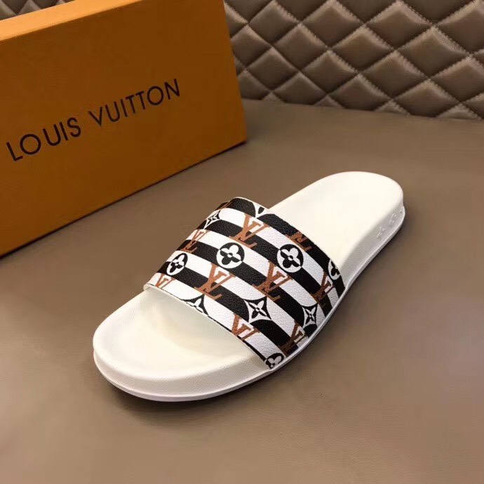 Dép Louis Vuitton siêu cấp nam màu trắng quai họa tiết kẻ ngang logo xen kẽ DLV04