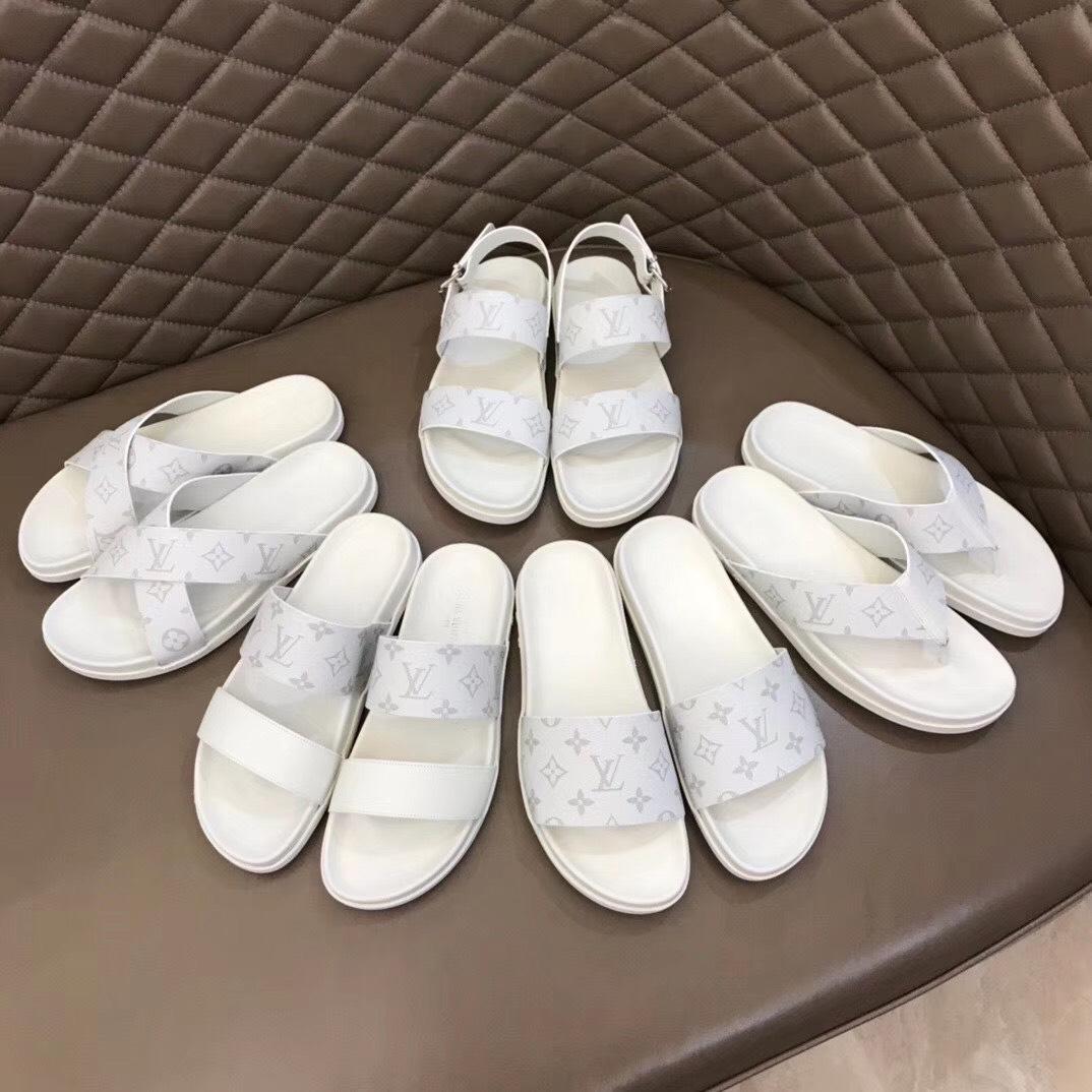 Dép Louis Vuitton siêu cấp nam màu trắng quai ngang DLV14