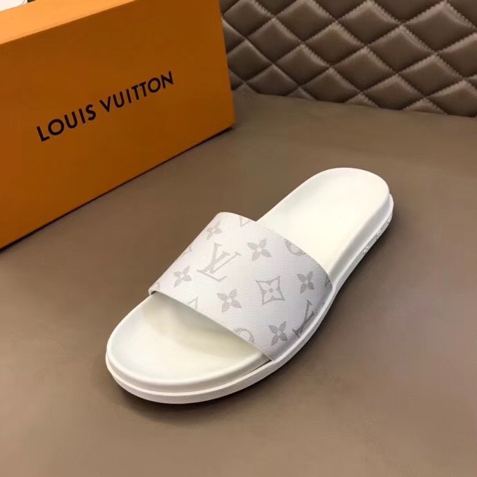 Dép Louis Vuitton siêu cấp nam màu trắng quai ngang DLV14