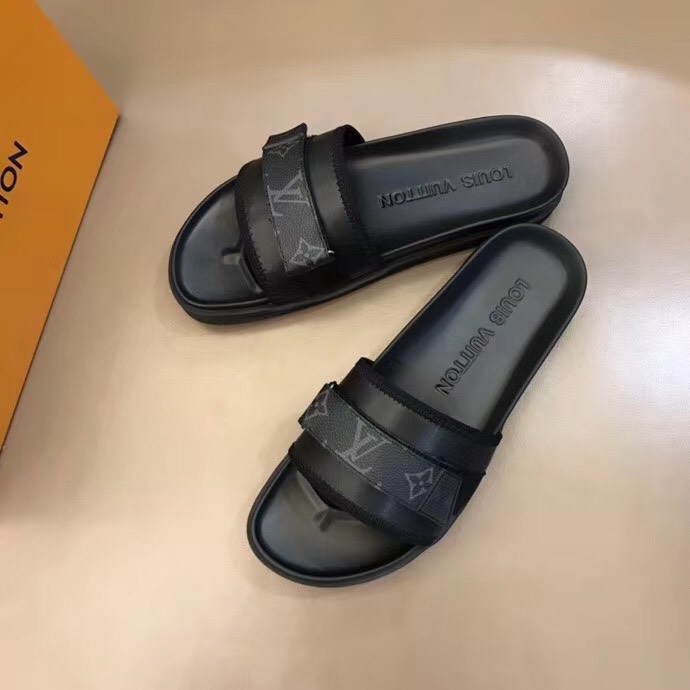 Dép Louis Vuitton siêu cấp nam quai ngang họa tiết logo DLV11
