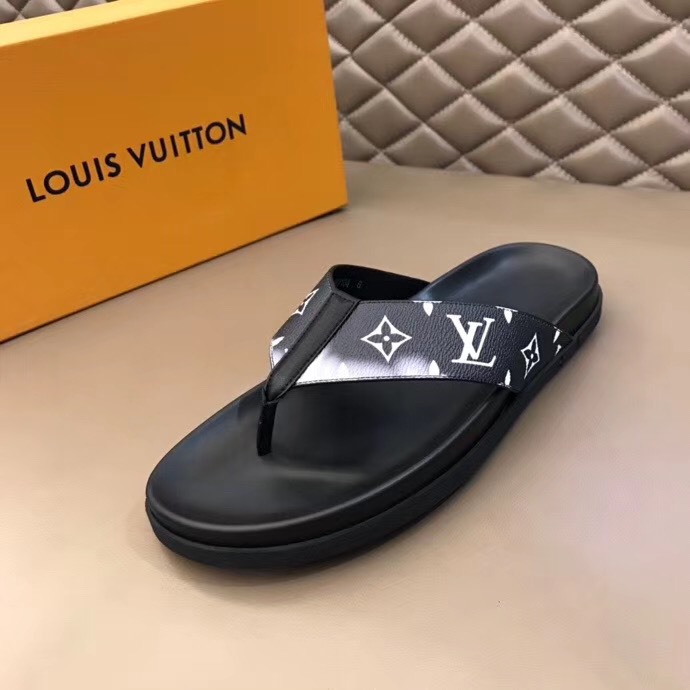 Dép Louis Vuitton siêu cấp nam xỏ ngón họa tiết loang trắng DLV22