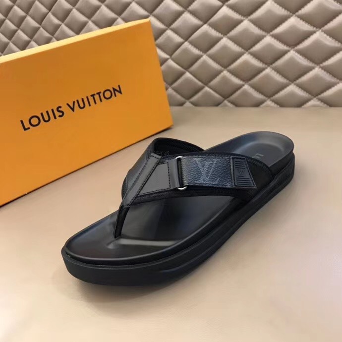 Dép Louis Vuitton siêu cấp nam xỏ ngón quai họa tiết caro DLV06