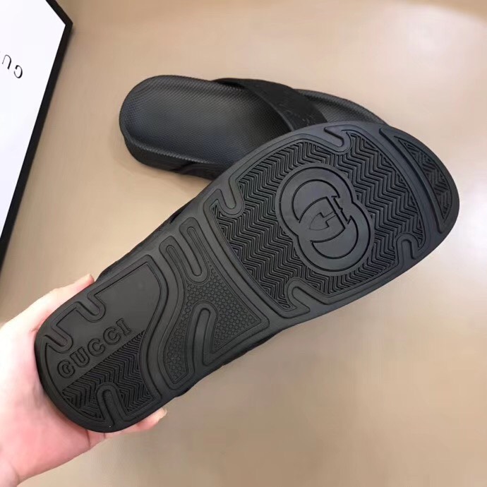 Dép nam Gucci siêu cấp kẹp ngón DGC03