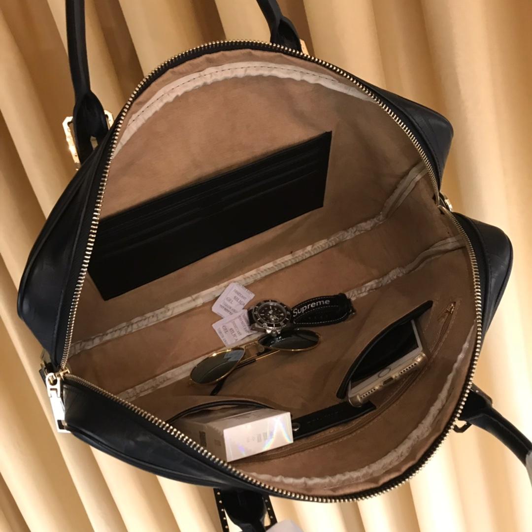 Túi xách nam Versace siêu cấp họa tiết da dập vân TXVS06