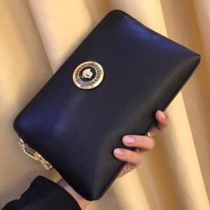 Ví nam Versace siêu cấp cầm tay họa tiết logo da đen trơn màu đen VNVS15