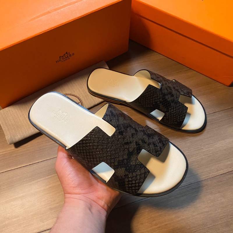 Dép Hermes nam siêu cấp họa tiết da vẩy rắn màu đen DNH15