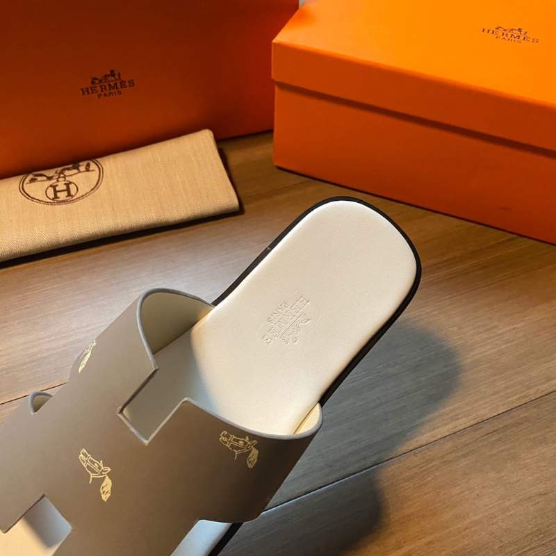 Dép Hermes nam bản siêu cấp họa tiết ngựa màu ghi DNH19