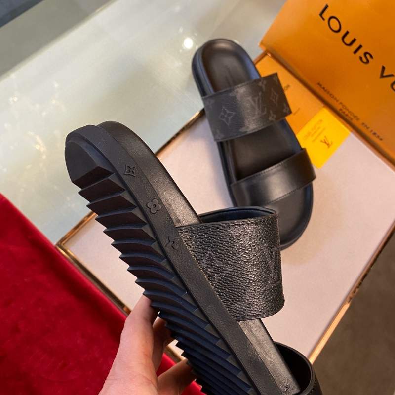 Dép Louis Vuitton nam siêu cấp họa tiết hoa đen trơn hai quai DLV29