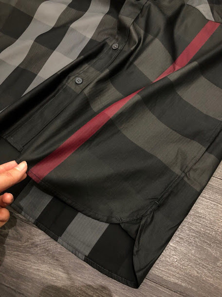 Áo Burberry nam likeau họa tiết kẻ đen ghi ngắn tay AOB04