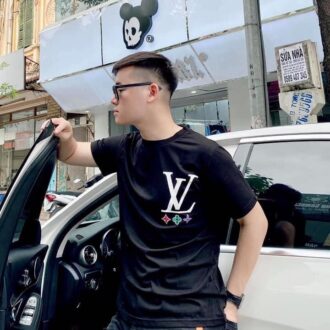 Áo Louis Vuitton nam siêu cấp cổ tròn họa tiết logo AOLV02