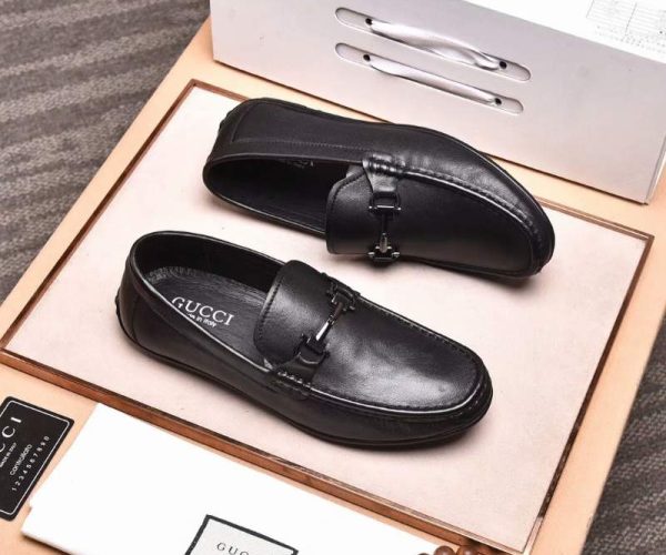 Giày lười Gucci siêu cấp họa tiết da trơn màu đen GLGC52